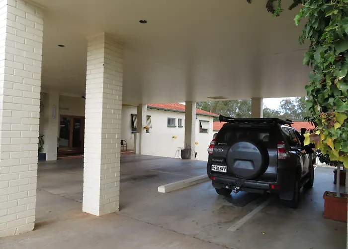 Bishops Lodge Narrandera