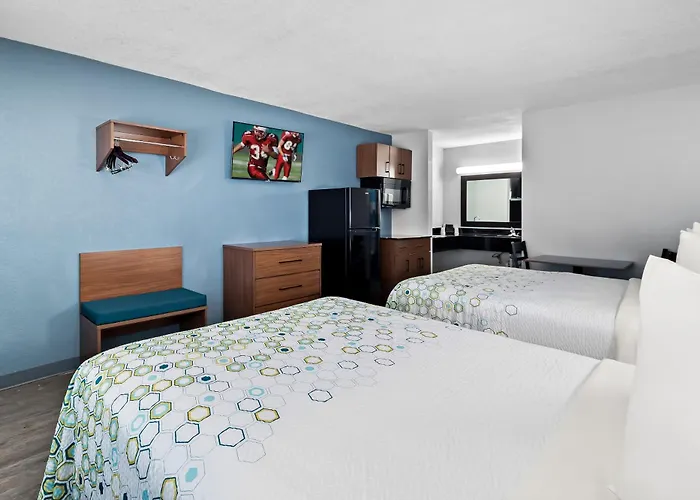 Hometowne Studios By Red Roof San Antonio E - Frost Bank Center