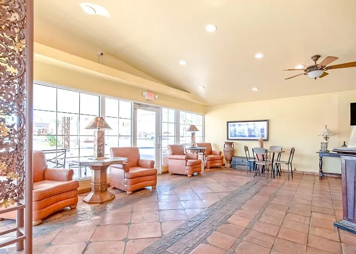 Historic Coronado Motor Hotel By Oyo
