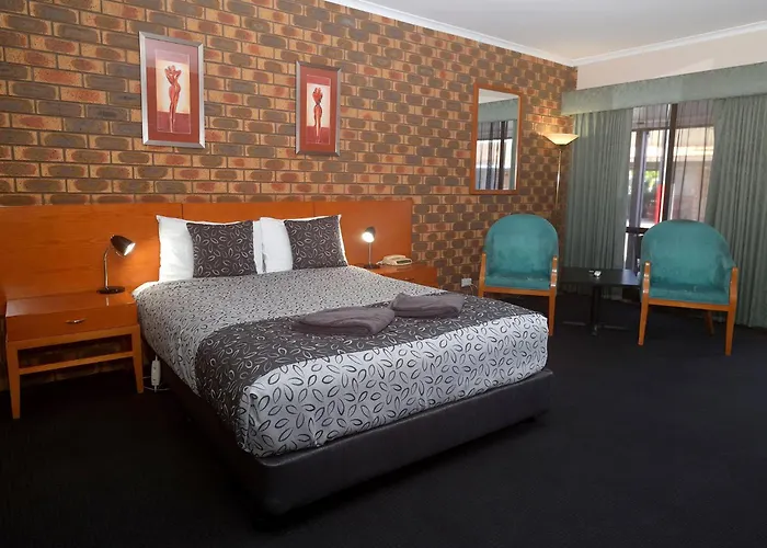 Horsham Mid City Court Motel