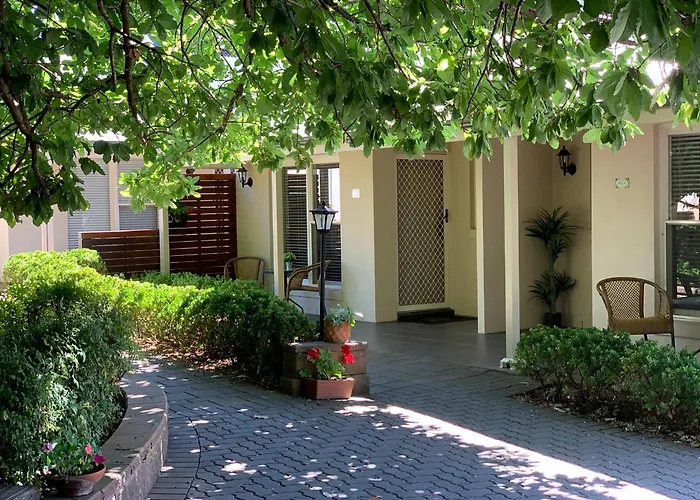 Hahndorf Oak Tree Cottages