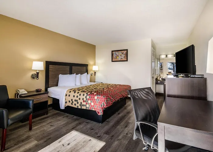 Econo Lodge Glade Springs I-81
