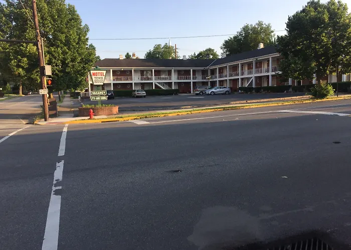 Motel Town House
