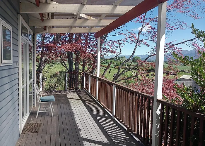 The Lazy Shag Lodge