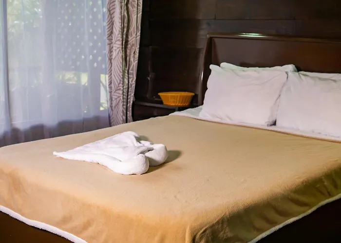 La Fortuna Waterfall Bungalows
