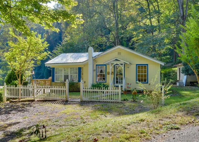 Mountain Cottage W/ Views Near Tail Of The Dragon!