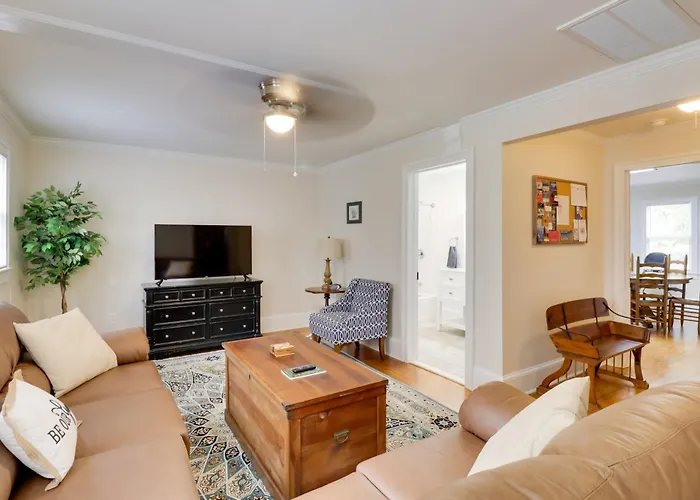 Steps To Downtown! Family Home In Historic Edenton