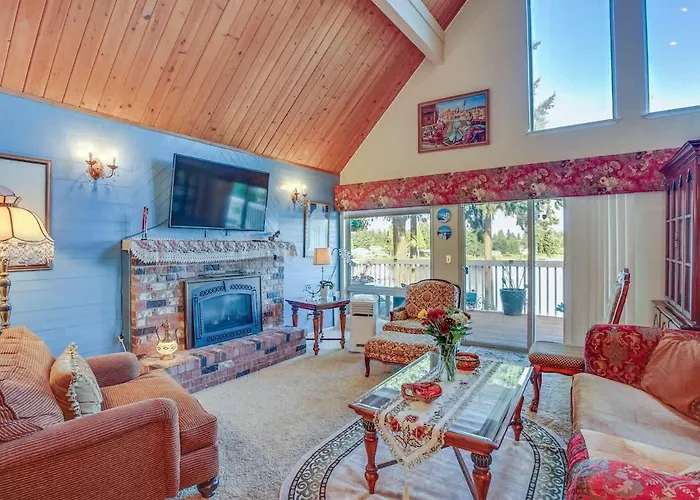 Serene 3Br Home In Kent With Modern Comforts