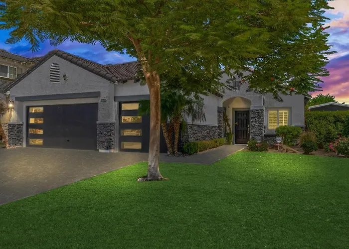Empire Polo Grounds Close Gorgeous Pool And Spa Home Bike To Coachella