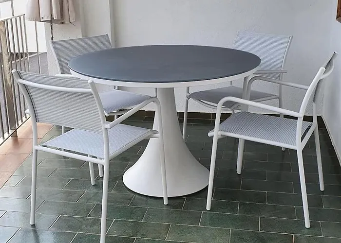 Apartament Gran Amb Gran Balco I Pati Interior