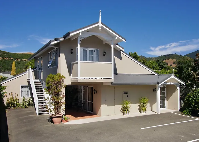 Riverlodge Motel