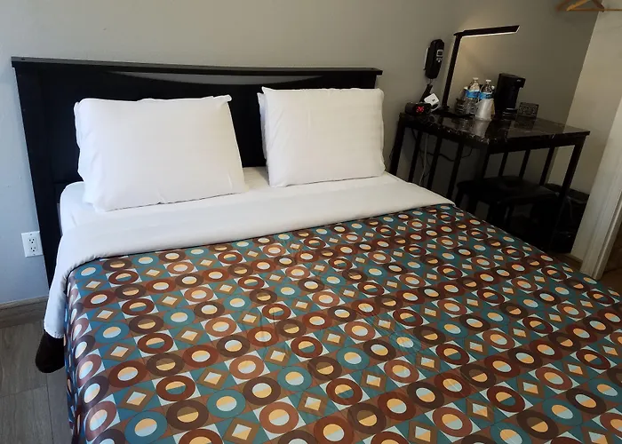 Sands Inn
