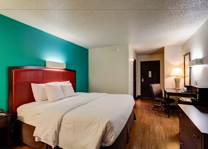 Skylight Inn Willoughby - Cleveland Mentor