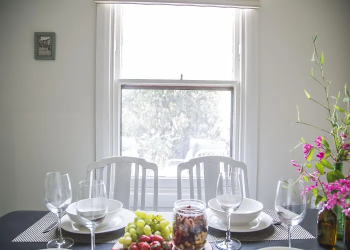 Mataro Cottage