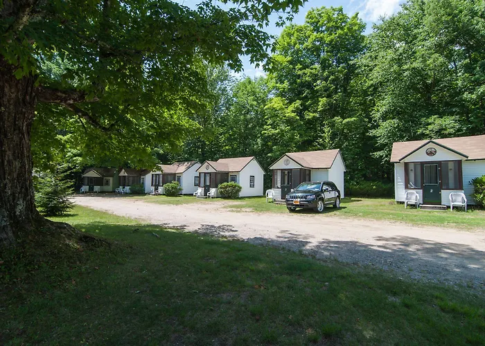 Profile Motel & Cottages