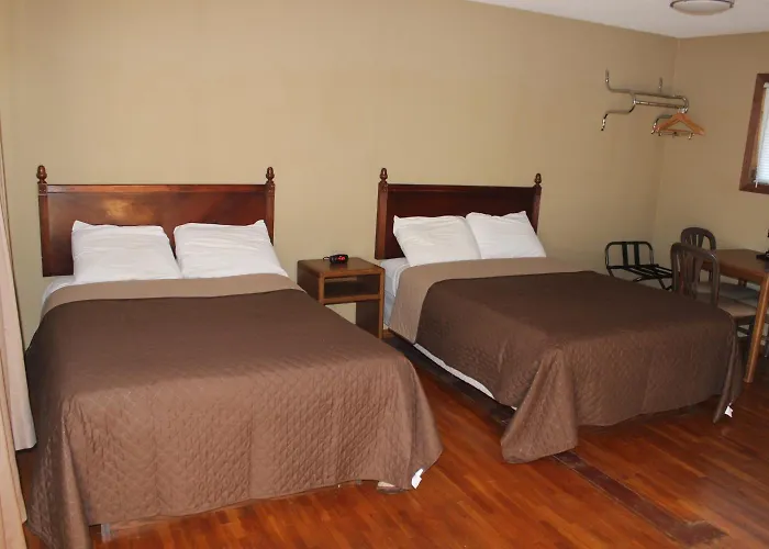 Eastwood Inn Of Wadena
