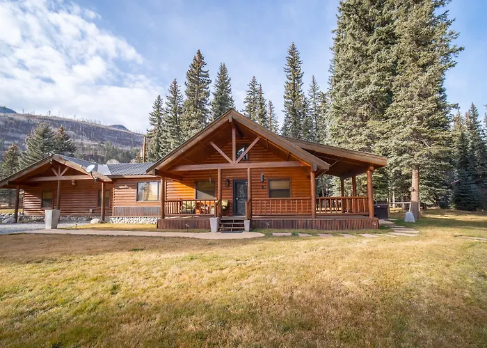 Bear Paw Lodge & Vacation Homes