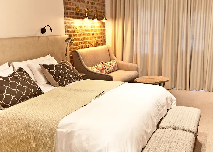 D'Olyfboom Guest House B & B