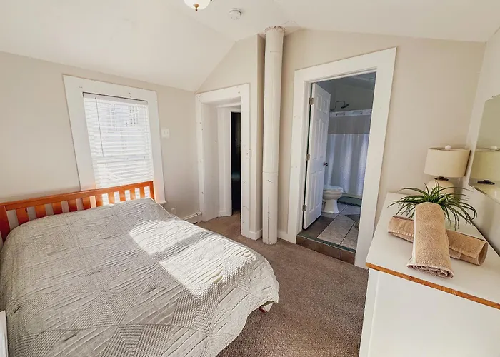 Alwaves Family 3 Bedroom Beach Apartment