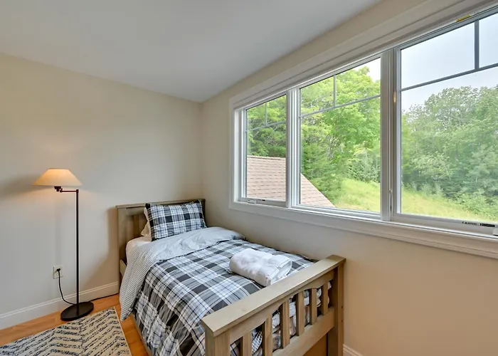 Ski In & Out! Black Mountain Resort Townhome