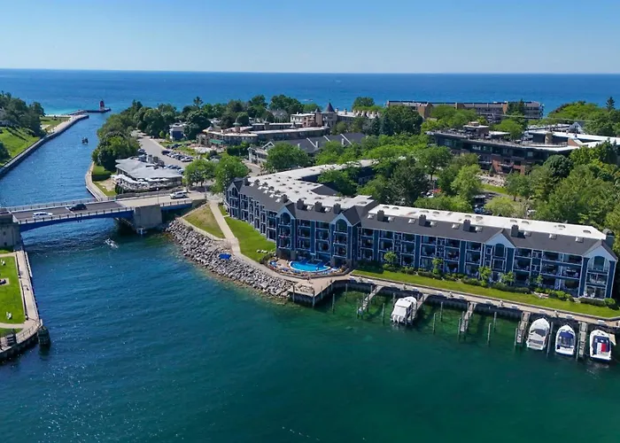 349 Edgewater Inn