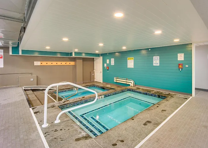 Walk To Lifts & Village! Killington Mountain Condo