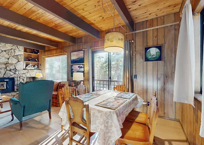 Talmont Trailhead Cabin