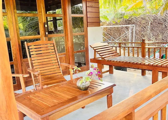 Hanguk Lanka Lagoon Villa