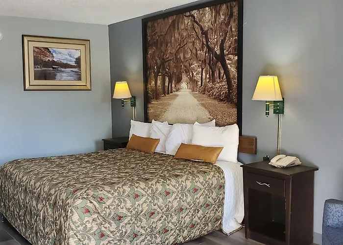 Palmetto Inn