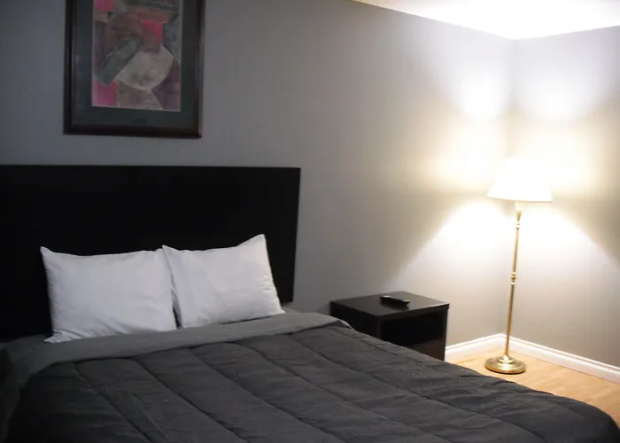 Eastwood Motel