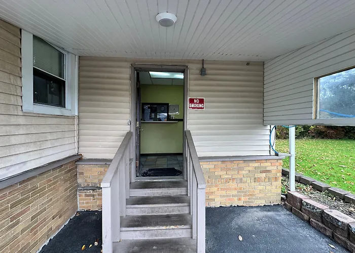 Westgate Manor Motel Austintown & Youngstown Ohio