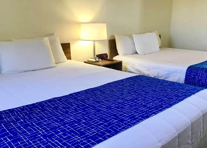 Travelodge By Wyndham Three Forks