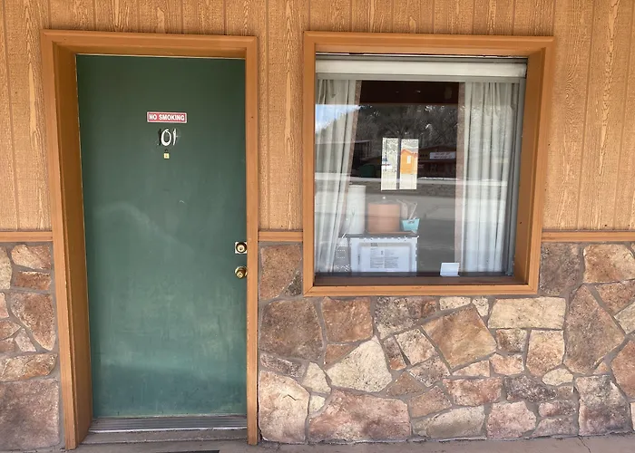 Rainbow Lodge