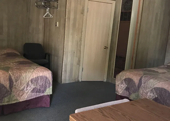 Coronado West Motel