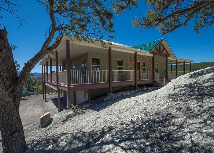 Ridgetop Hideaway