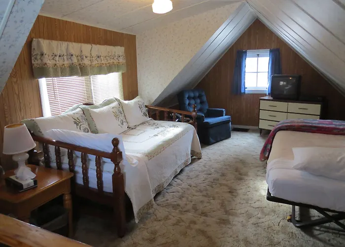 The Pines Country Inn