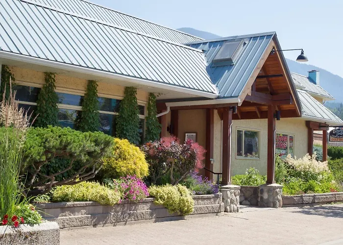 The Lodge At Arrow Lakes