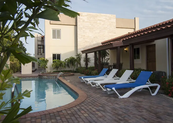 Costa Esmeralda Village