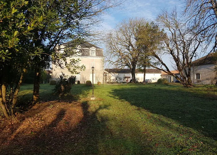 Chateau De Champblanc