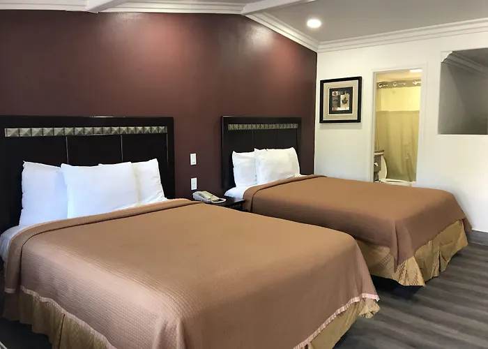 Hyland Inn Near Legoland