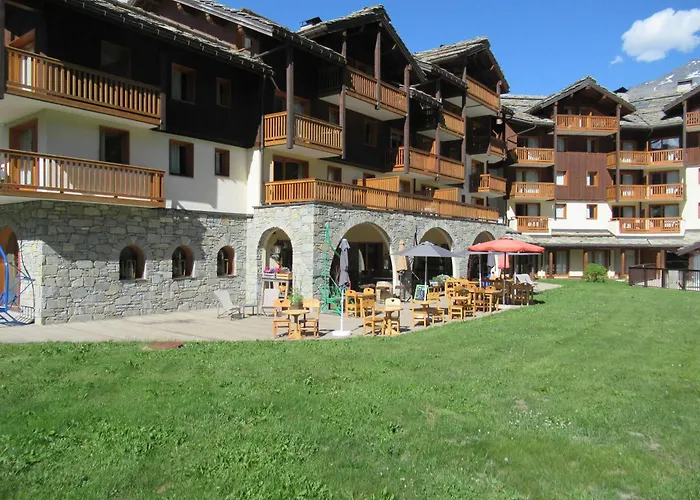 Residence Les Alpages 4 Etoiles - Appartement 4 Personnes - Piscine, Hammam, Sauna, Jacuzzi - Valcenis 73480