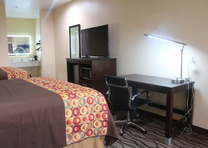 Express Inn And Suites