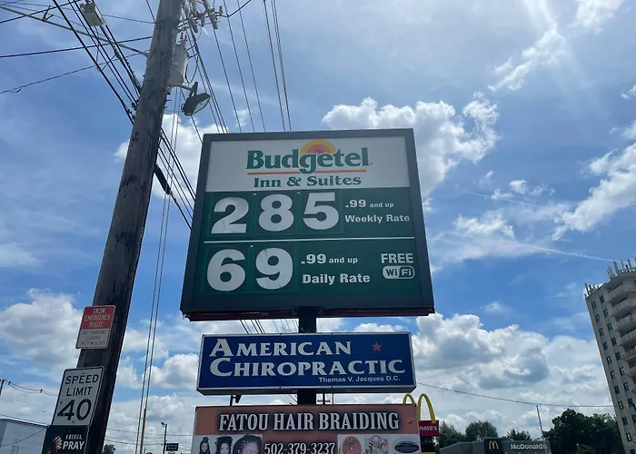 Budgetel Inn And Suites - Louisville