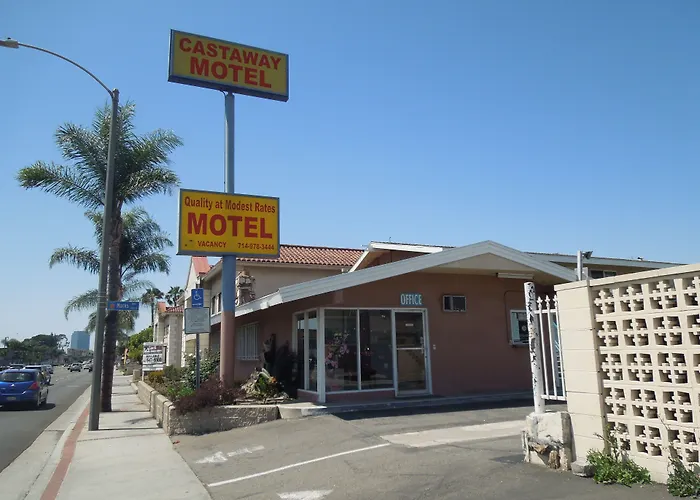 Castaway Motel
