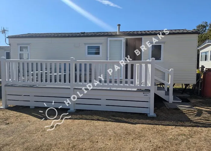 Cosy Cove At Seal Bay - 2 Bedroom Holiday Home On White Horse