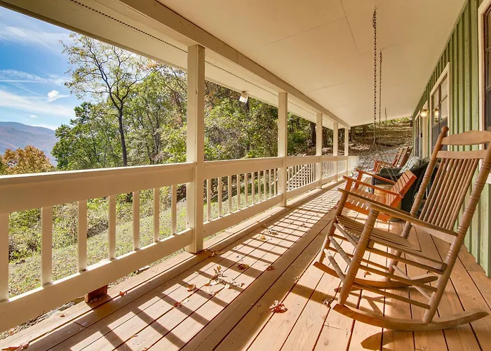 Beautiful Cold Mountain Views! Canton Cabin