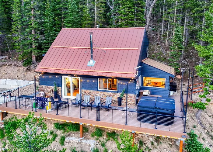 Skyline Lodge