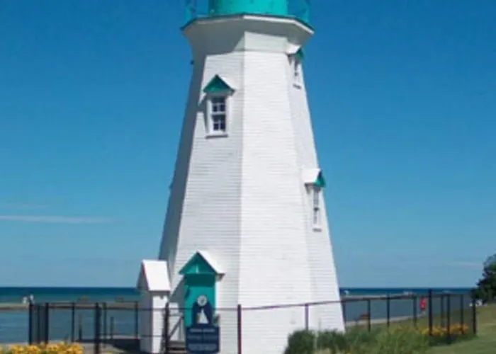 Bobs Yer Uncle In Port Dalhousie