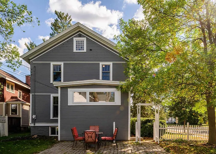 5 Bedroom Family Home - Uwsp Walkable