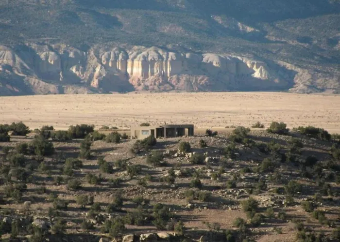 Gorgeous Casita With 360-Degree Views Of Abiquiu Lake And Ghost Ranch Near Santa Fe, New Mexico
